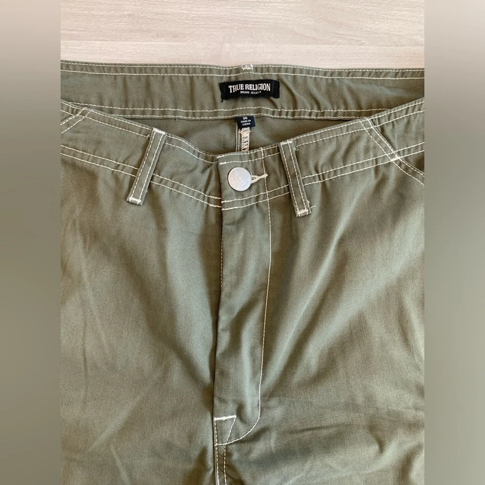 True‎ Religion Men Pants Size 36 Baggy Cargo Pants NWT Color Kalamata